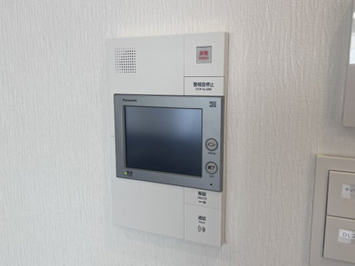 【セキュリティ】 | プレジオ西宮北口 | モニター付きインターホンです