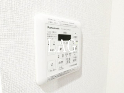 【設備】 | S5 BLDG | 浴室乾燥パネルです。