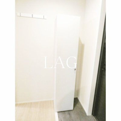 【玄関】 | S5 BLDG | 玄関です。