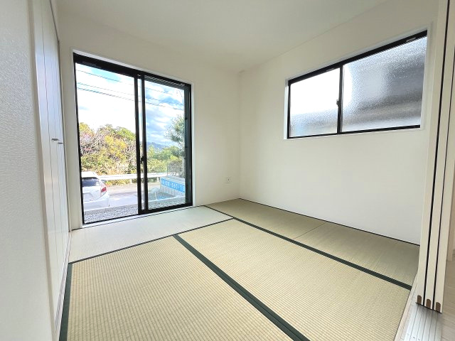 【和室】 | 福岡市東区美和台4丁目2期　1号棟（全2棟）【仲介手数料無料・0円】 | 現地写真。1階和室です。