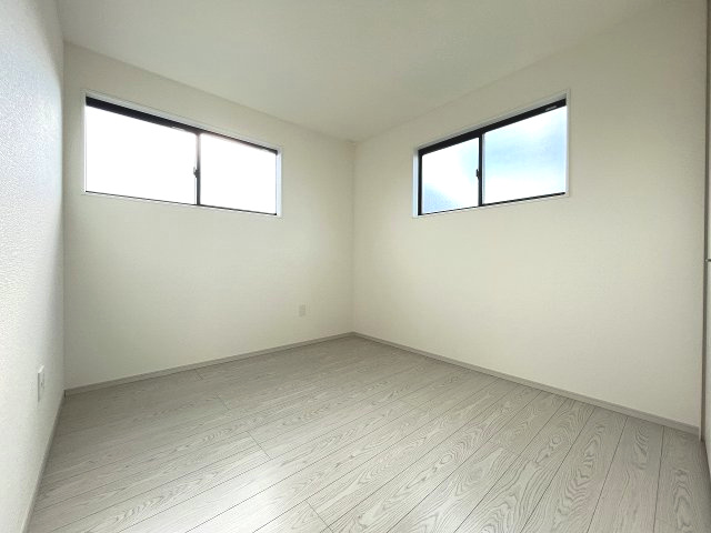 【子供部屋】 | 福岡市東区美和台4丁目2期　1号棟（全2棟）【仲介手数料無料・0円】 | 現地写真。