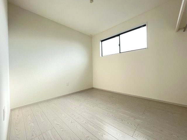 【子供部屋】 | 福岡市東区美和台4丁目2期　1号棟（全2棟）【仲介手数料無料・0円】 | 現地写真。