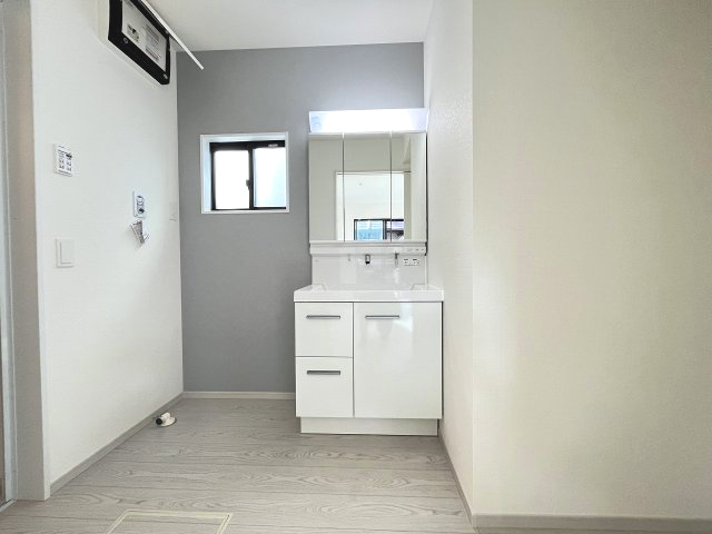 【洗面所】 | 福岡市東区美和台4丁目2期　1号棟（全2棟）【仲介手数料無料・0円】 | 現地写真。