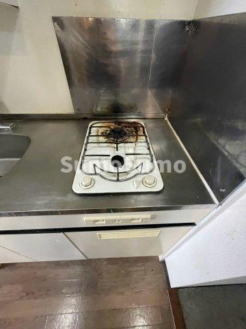 メゾン・ド・ヴィレ　須磨のキッチン|コンパクトなキッチンで掃除もラクラク