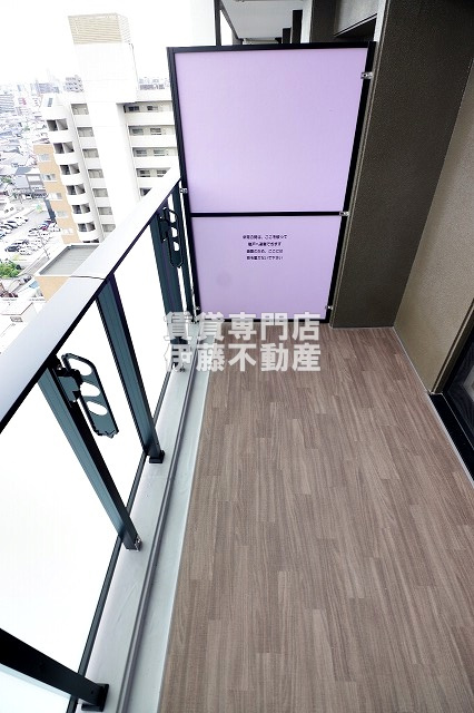 CREST TAPP平安通のバルコニー