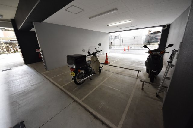 エステムコート難波WEST-SIDE Ⅳザ・フォース