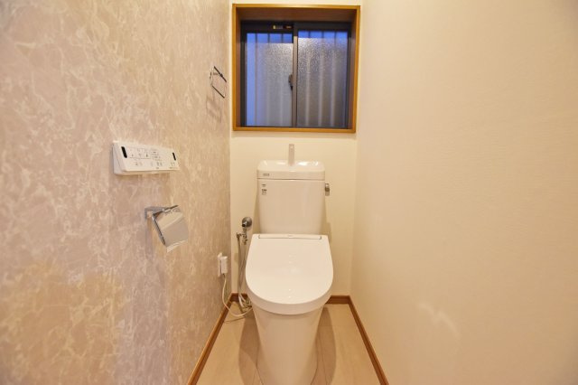 大阪市淀川区三津屋南3丁目リフォーム済み戸建のトイレ