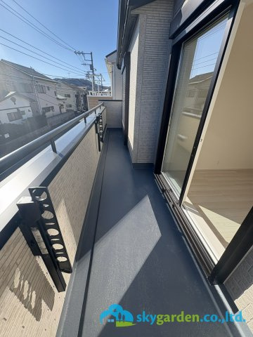 平塚市南原1丁目　新築戸建　全3棟2号棟のバルコニー