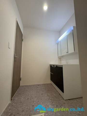 平塚市南原1丁目　新築戸建　全3棟2号棟の脱衣所