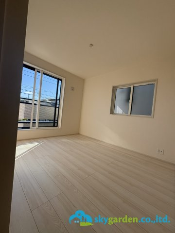 平塚市南原1丁目　新築戸建　全3棟2号棟の子供部屋