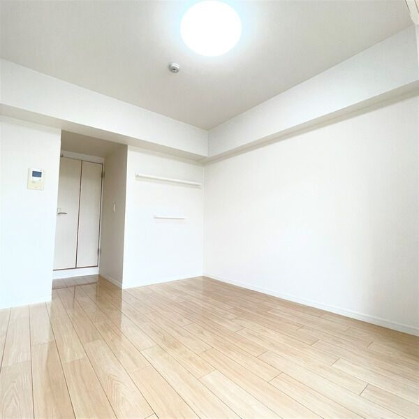 Sun State白壁の内装