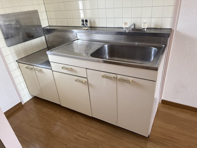 メゾン白国２号のキッチン