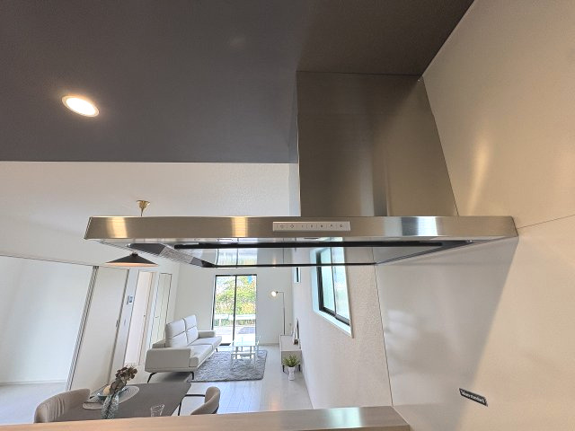 【キッチン】 | 福岡市東区美和台4丁目2期　2号棟（全2棟）【仲介手数料無料・0円】 | 現地写真。