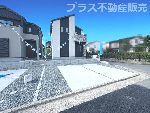 【外観】 | 福岡市東区美和台4丁目2期　2号棟（全2棟）【仲介手数料無料・0円】 | 現地写真。プラス不動産販売なら、現場の全ての棟をまとめてご見学頂けます。