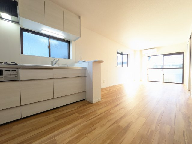 エスペランサ秋川の居間・リビング