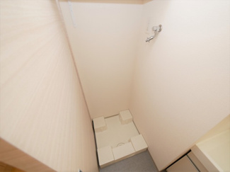 【設備】 | ジアコスモ京橋アクア | 洗濯機置き場です