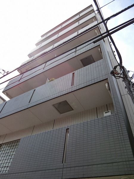 アプレシティ三ノ輪の外観