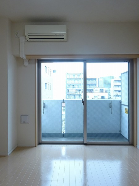 アプレシティ三ノ輪の居間・リビング