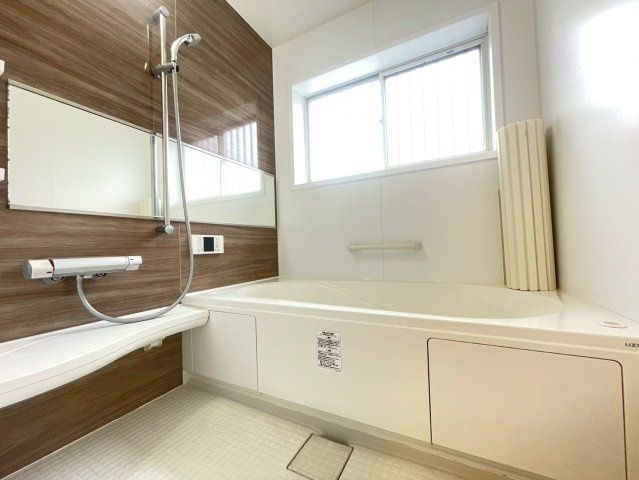 東金市中古戸建の浴室