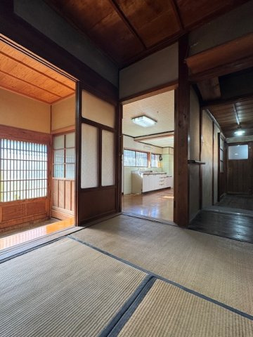 御所市古瀬　中古戸建の内装|１階♪