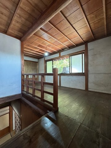 御所市古瀬　中古戸建の内装|室内はどこか懐かしい佇まいが魅力♪