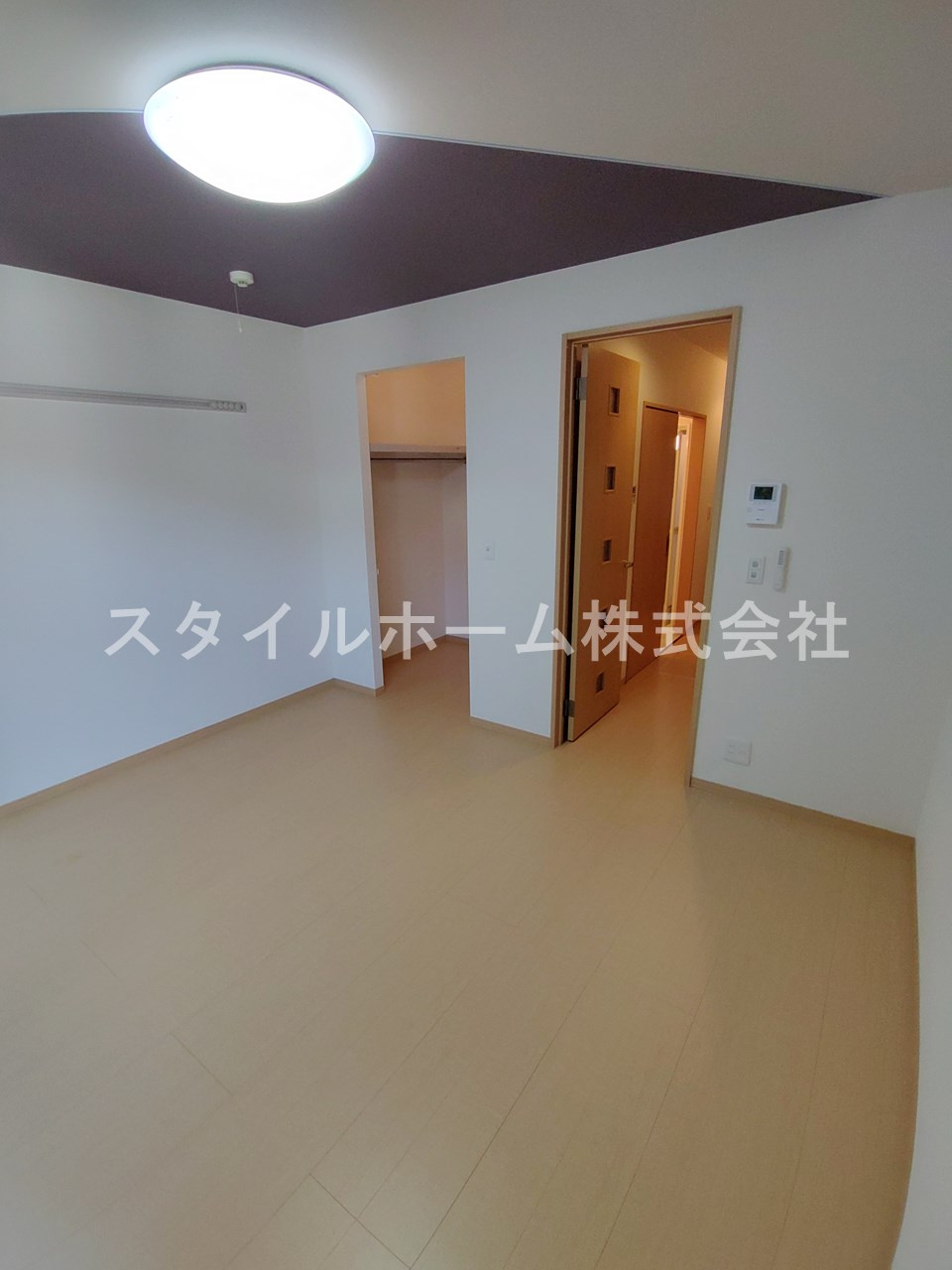 ラ・カルティエの居間・リビング|別部屋写真です。