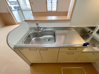 【キッチン】 | ウィスタリア | コンパクトなキッチンで掃除もラクラク