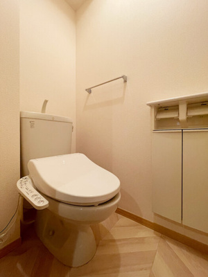 【トイレ】 | ウィスタリア | トイレです