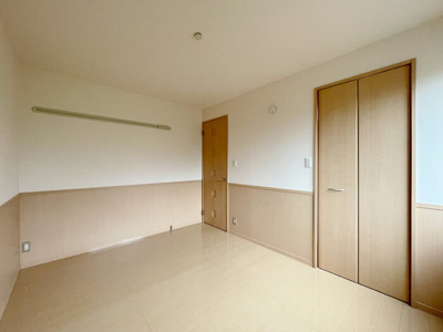 【洋室】 | ウィスタリア | 個人の部屋や寝室として使える洋室です