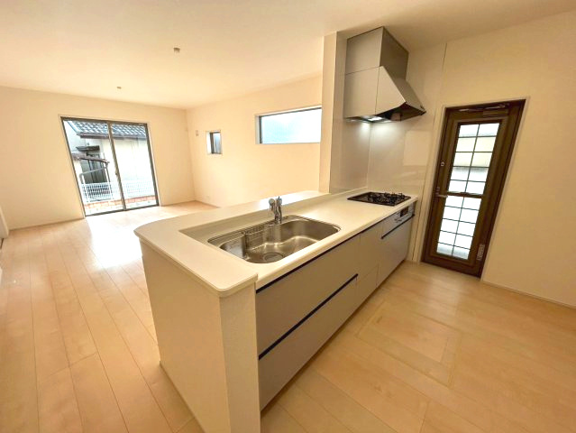 長野市上松４丁目の新築一戸建のキッチン