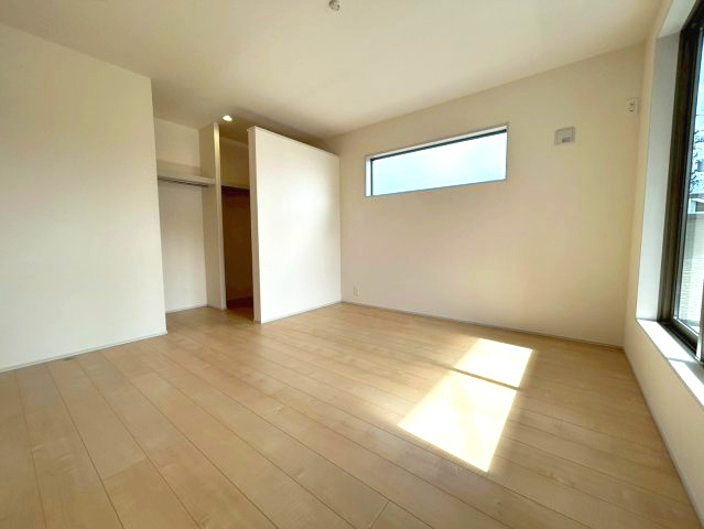 長野市上松４丁目の新築一戸建の洋室