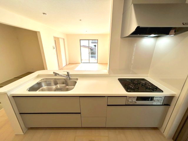 長野市上松４丁目の新築一戸建のキッチン