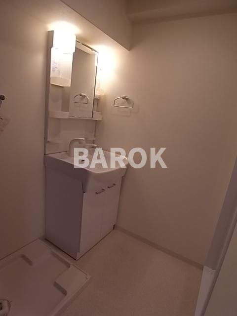 GRANDEUR住吉弐番館の洗面所