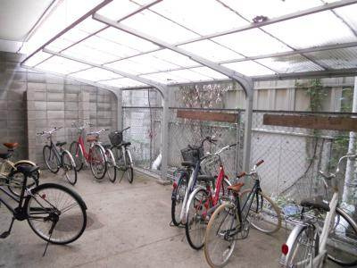 ライオンズマンション御池通の駐車場|駐輪場