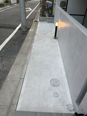 フォセット町屋の駐車場