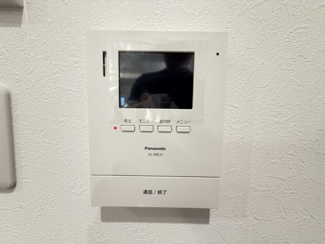 嘉手納屋良Ⅱ（全5棟）1号棟のセキュリティ|1号棟　TVモニター付きインターフォン♪