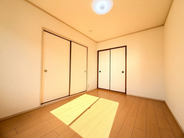 フレグランス高取山の居間・リビング