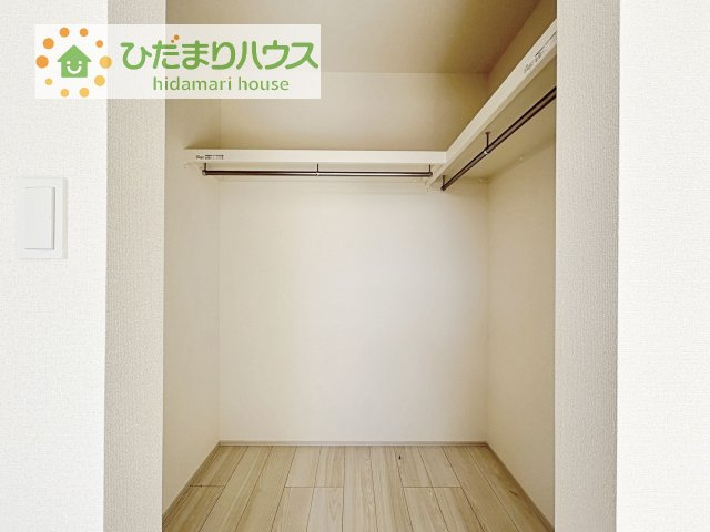 【収納】 | 土浦市港町3丁目4期　新築戸建 | 新婚さんにおすすめ！奥様に喜ばれる収納たっぷりのウォークインクローゼット付です☆