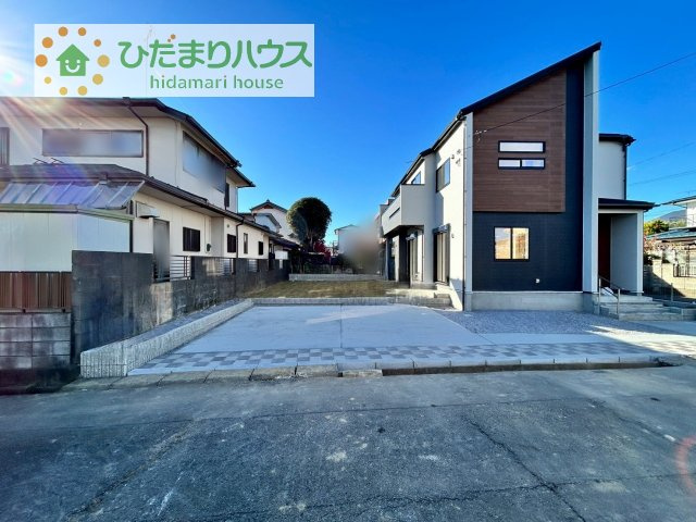 【駐車場】 | 土浦市港町3丁目4期　新築戸建 | マイホームなら駐車場代がかかりません！しかも、自宅の駐車場で洗車ができます！今までコイン洗車に行っていた手間も省けて、節約にもつながります(^^♪