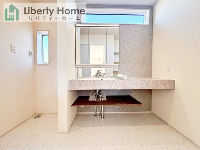 笠間市鴻巣　新築戸建　の内観：施工例|(1号棟)同仕様・同形状写真