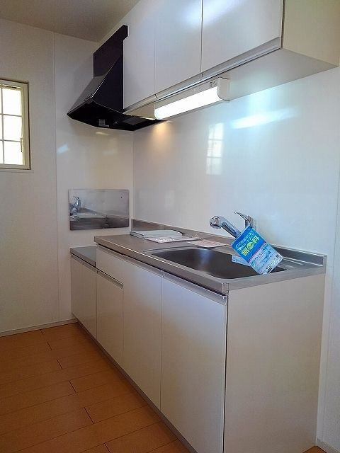 ウエスト　ブリッサ　Ｂのキッチン|コンパクトなキッチンで掃除もラクラク