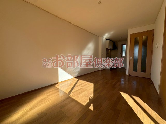 カーザミアⅠの居間・リビング|使いやすい居間です