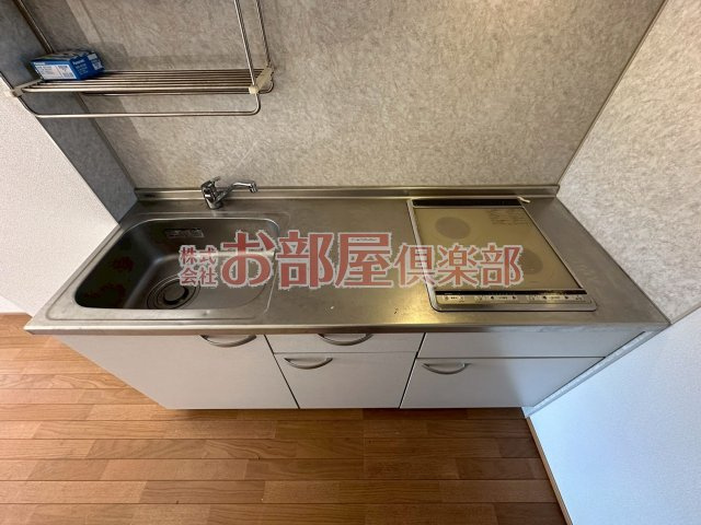 カーザミアⅠのキッチン|きれいなキッチンです