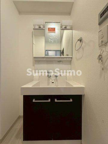 アーバネックス谷町の洗面所|忙しい朝には欠かせない洗面所です