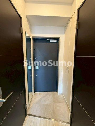 アーバネックス谷町の玄関|収納もある玄関です