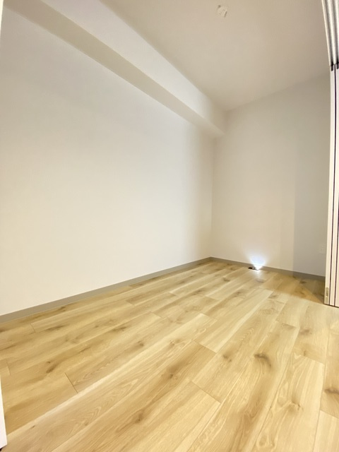 スリーアイランドタワー久屋大通の洋室