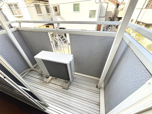 アドバンス のバルコニー
