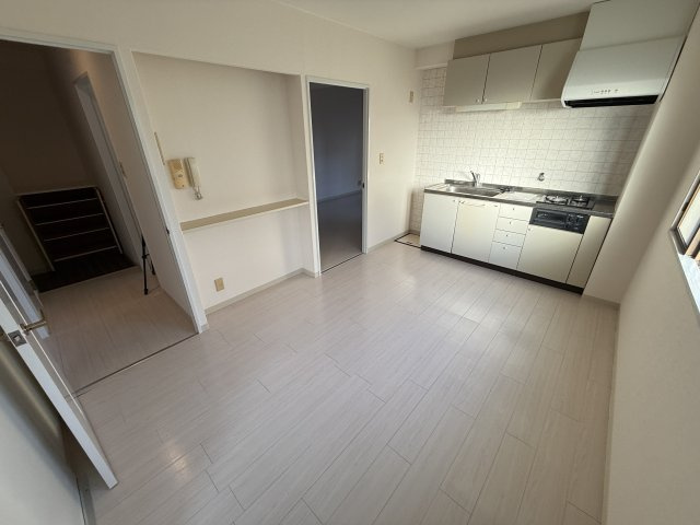 ヴェルディ豊中の居間・リビング