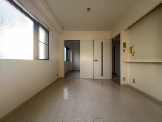 ヴェルディ豊中の居間・リビング