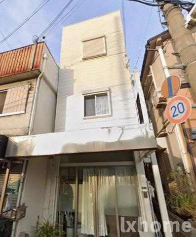 総持寺駅前貸家の外観